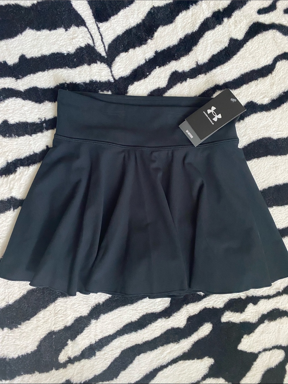 😍Under Armour Motion Black Skort Small!